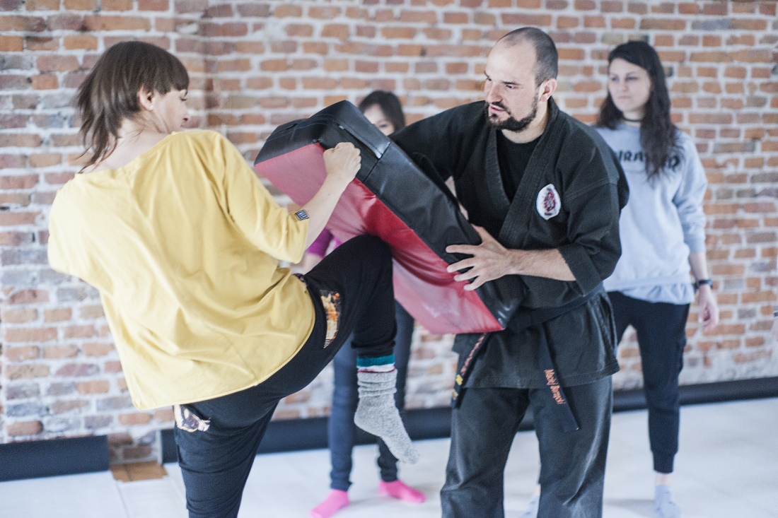 SAMOOBRONA | WEEKENDOWY mini kurs dla kobiet od podstaw