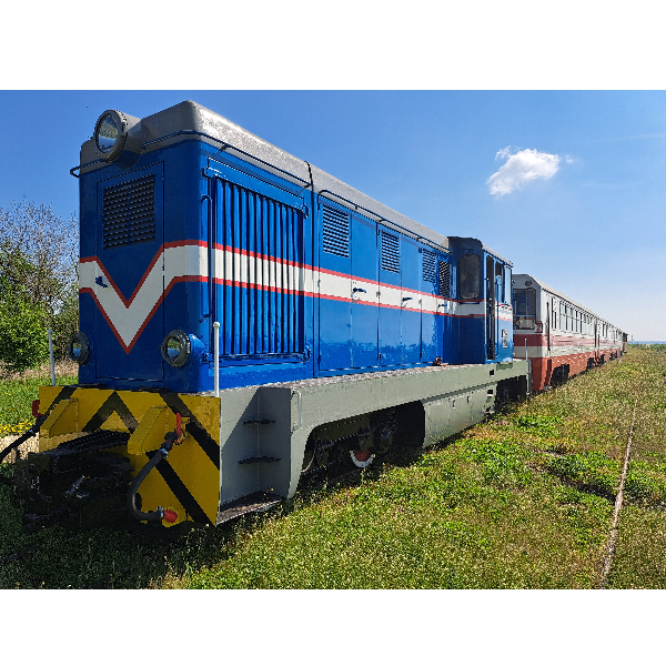 Przejazd kolejką  wąskotorową na trasie Jędrzejów Wąskotorowy - Motkowice - Jędrzejów